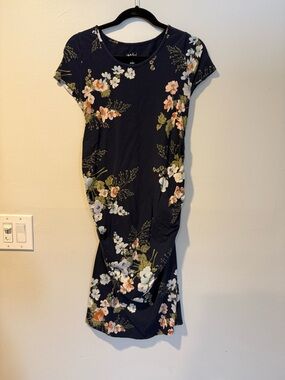 Isabel Maternity by Ingrid & Isabel Navy Floral Short-Sleeve Midi Dress